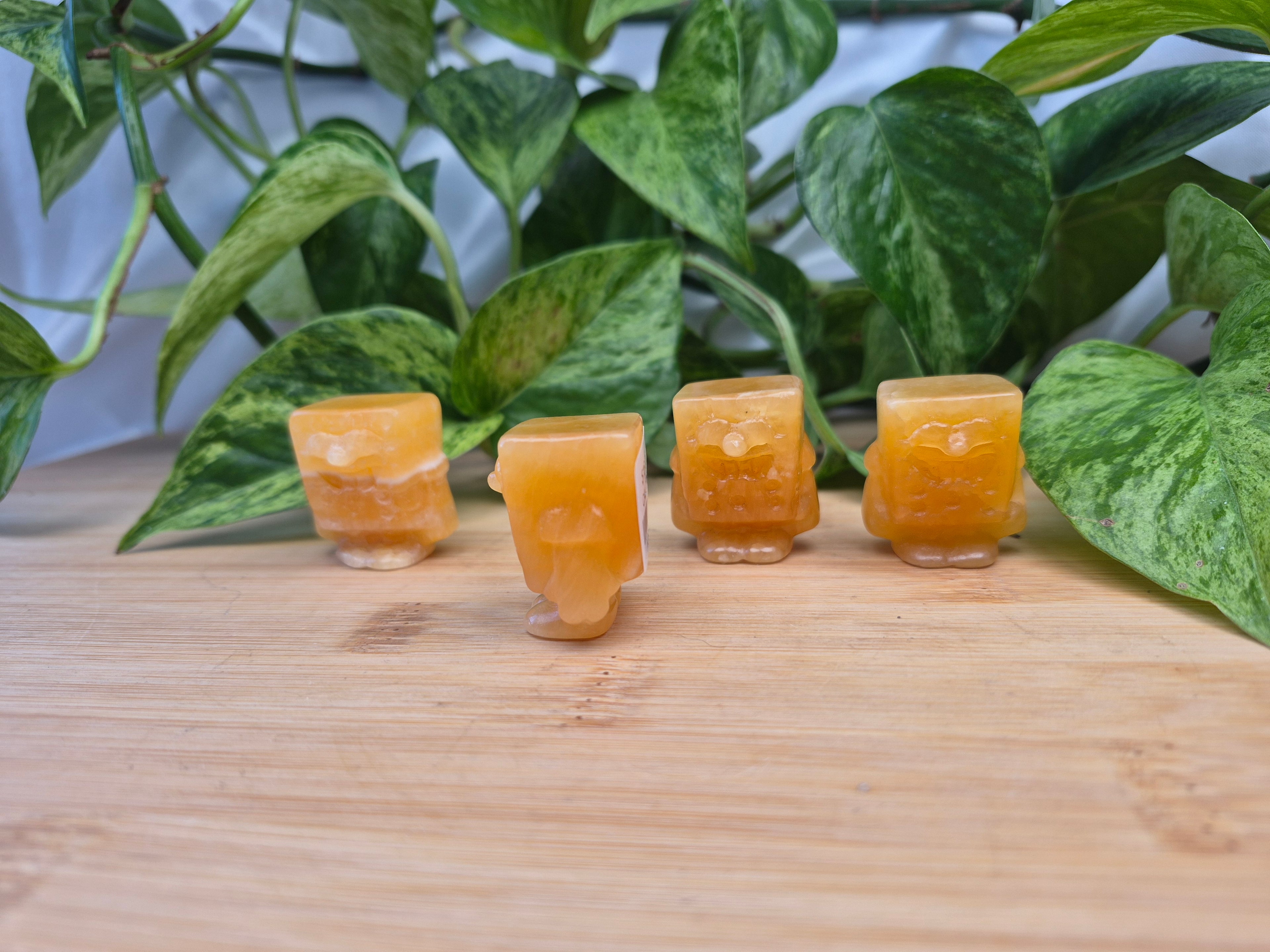 ORANGE CALCITE SPONGEBOB