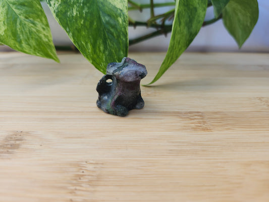 RUBY IN ZOISITE TOOTHLESS