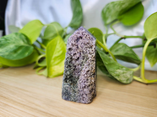 GRAPE AGATE TOWER