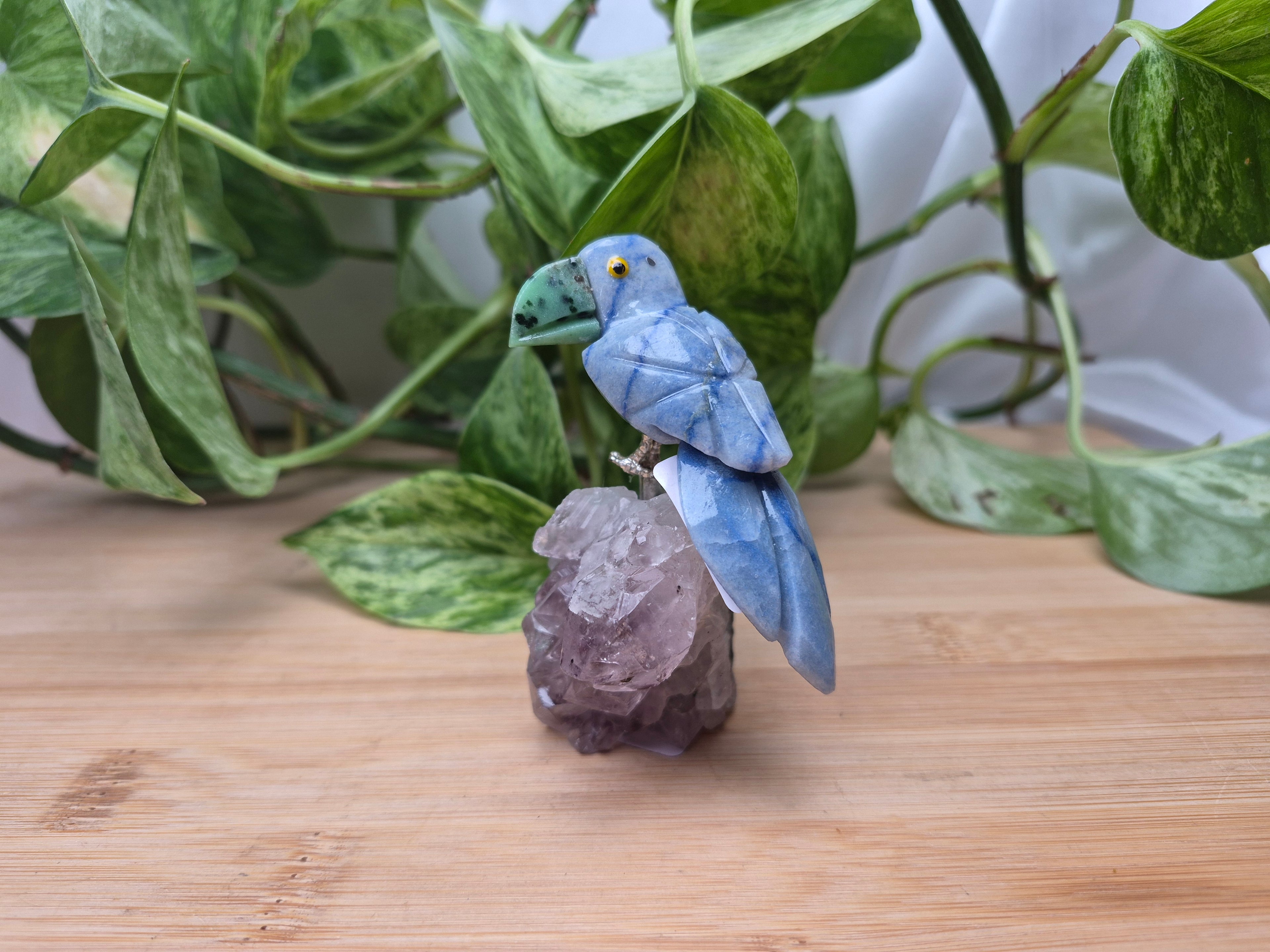 BLUE AVENTURINE TOUCAN ON AMETHYST BASE