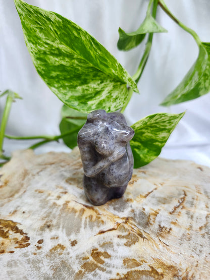 AMETHYST PREGNANT GODDESS BODY