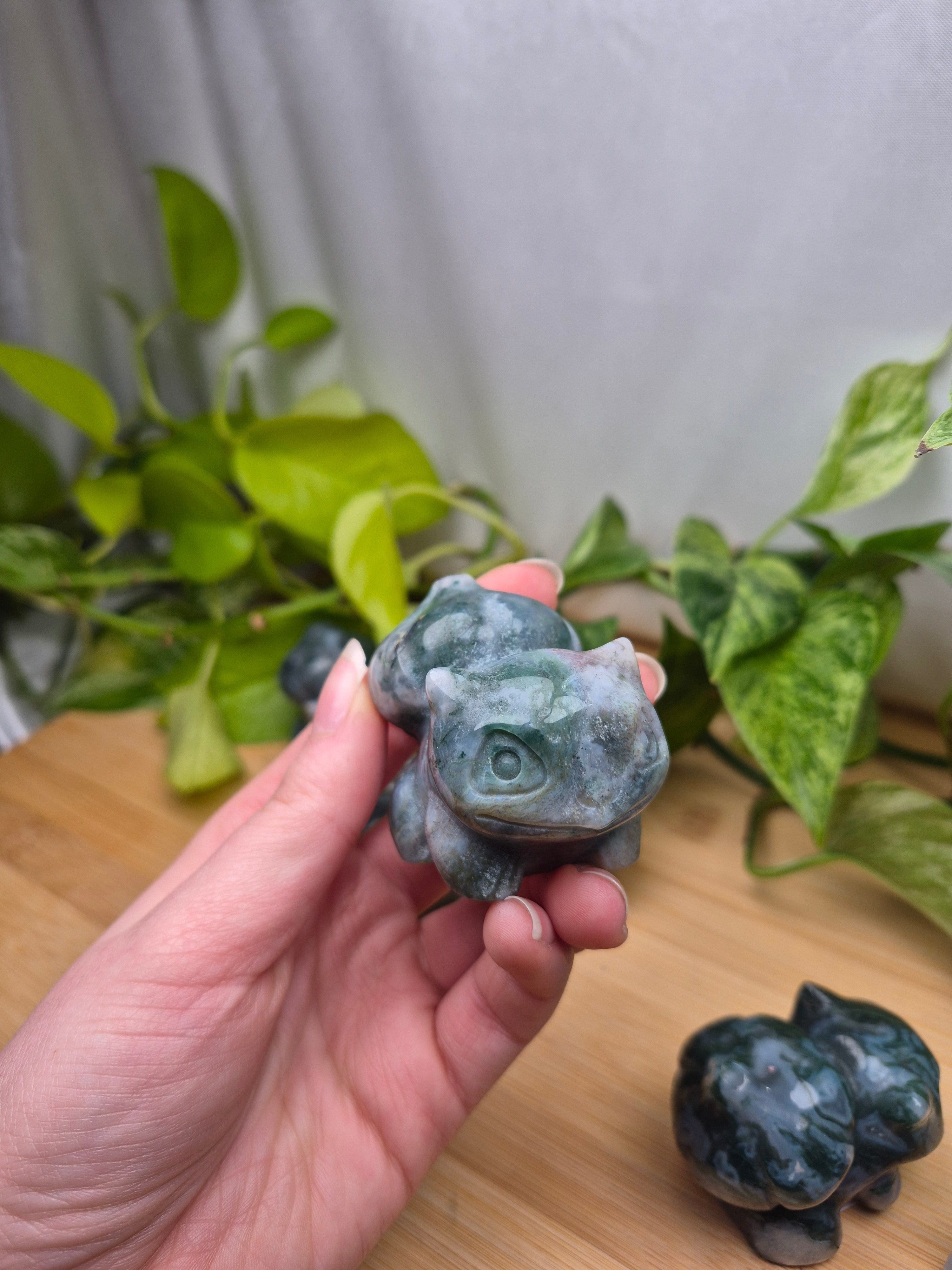 MOSS AGATE BULBASAUR LG