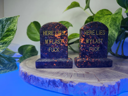 YOOPERLITE TOMBSTONE