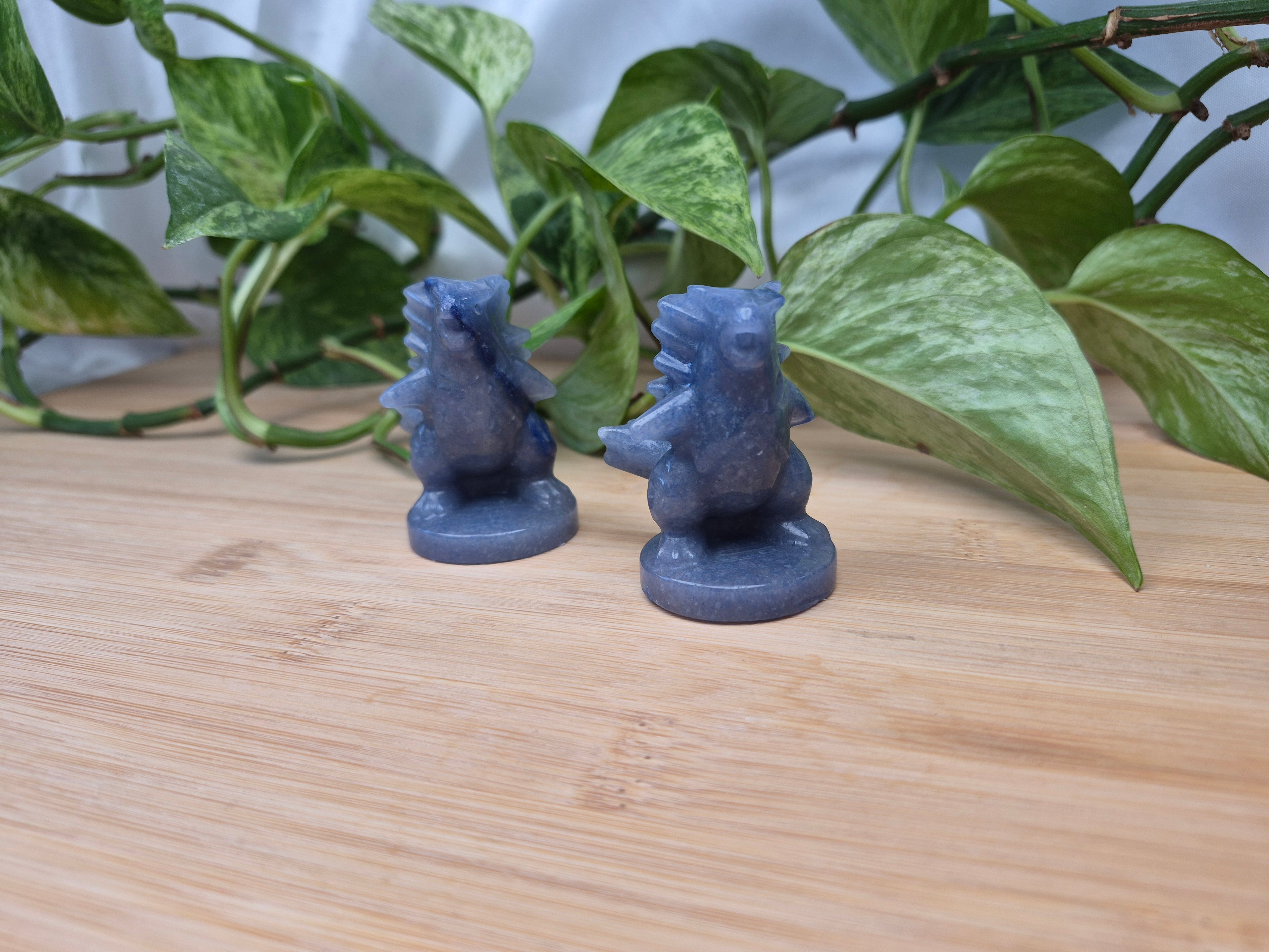 BLUE AVENTURINE TYRANITAR LG