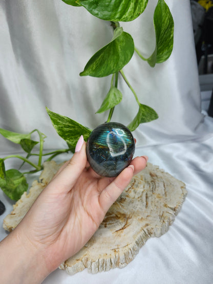 LABRADORITE PALM STONE