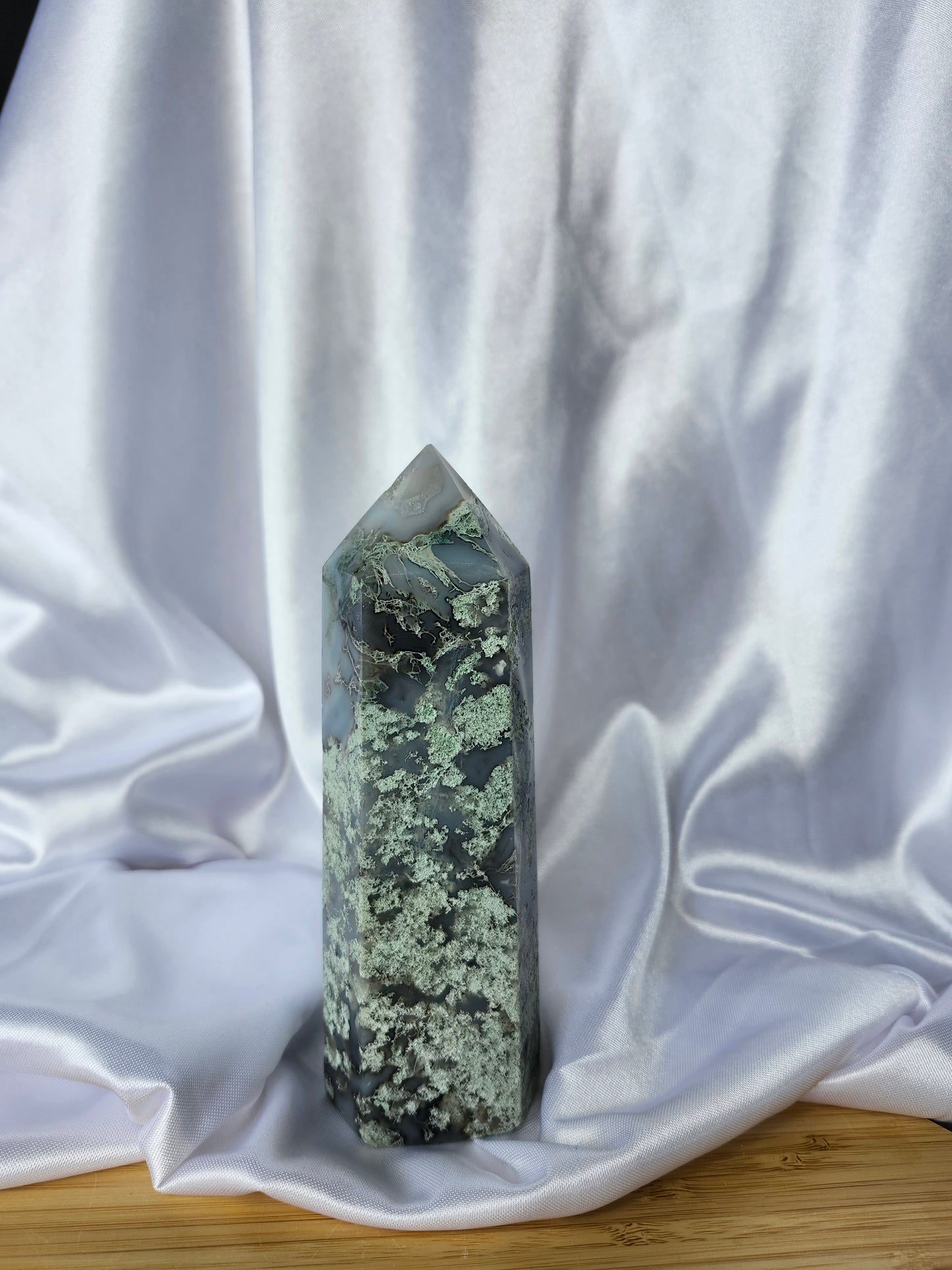 MOSS AGATE TOWER