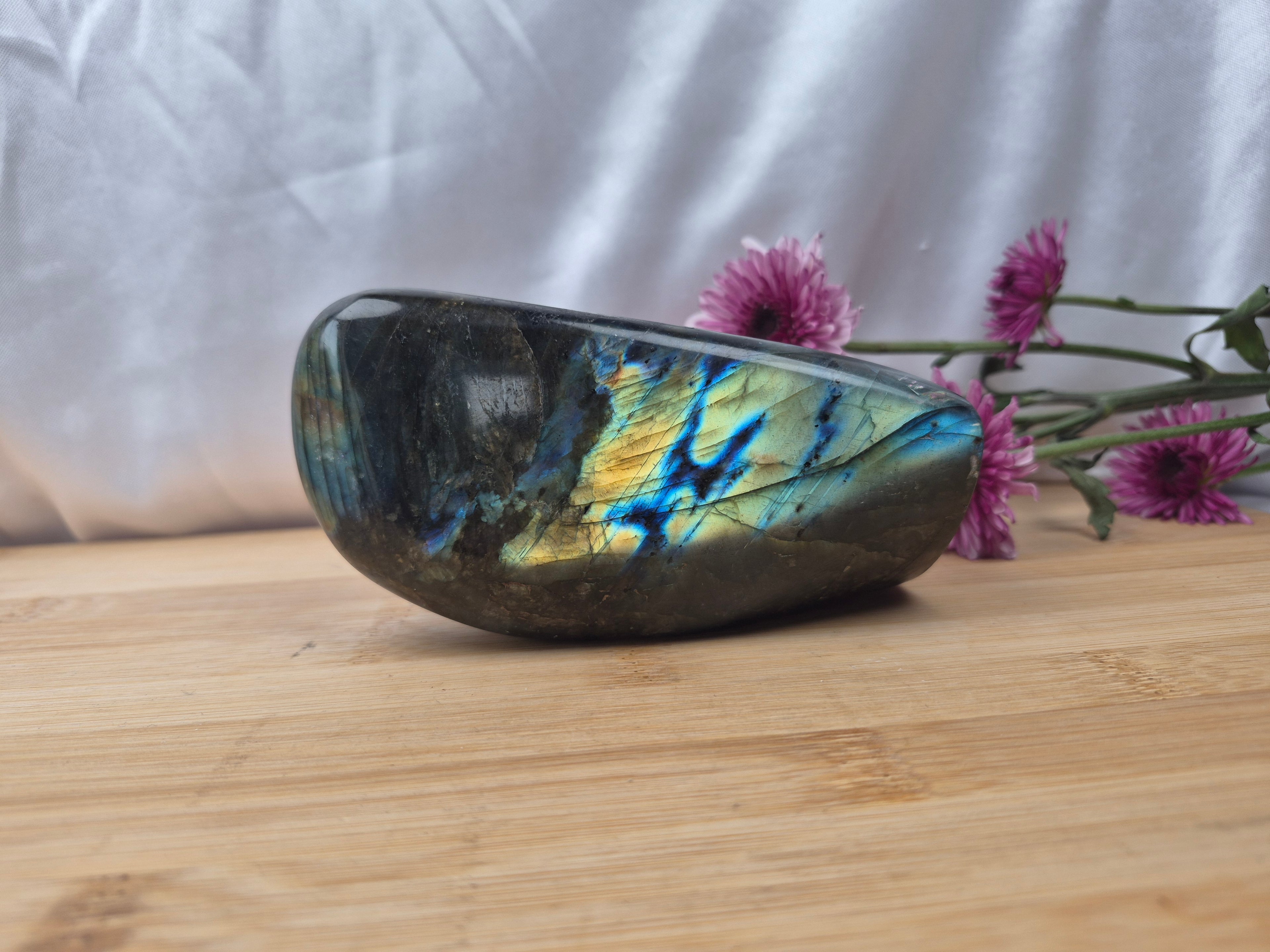 LABRADORITE FREEFORM 3