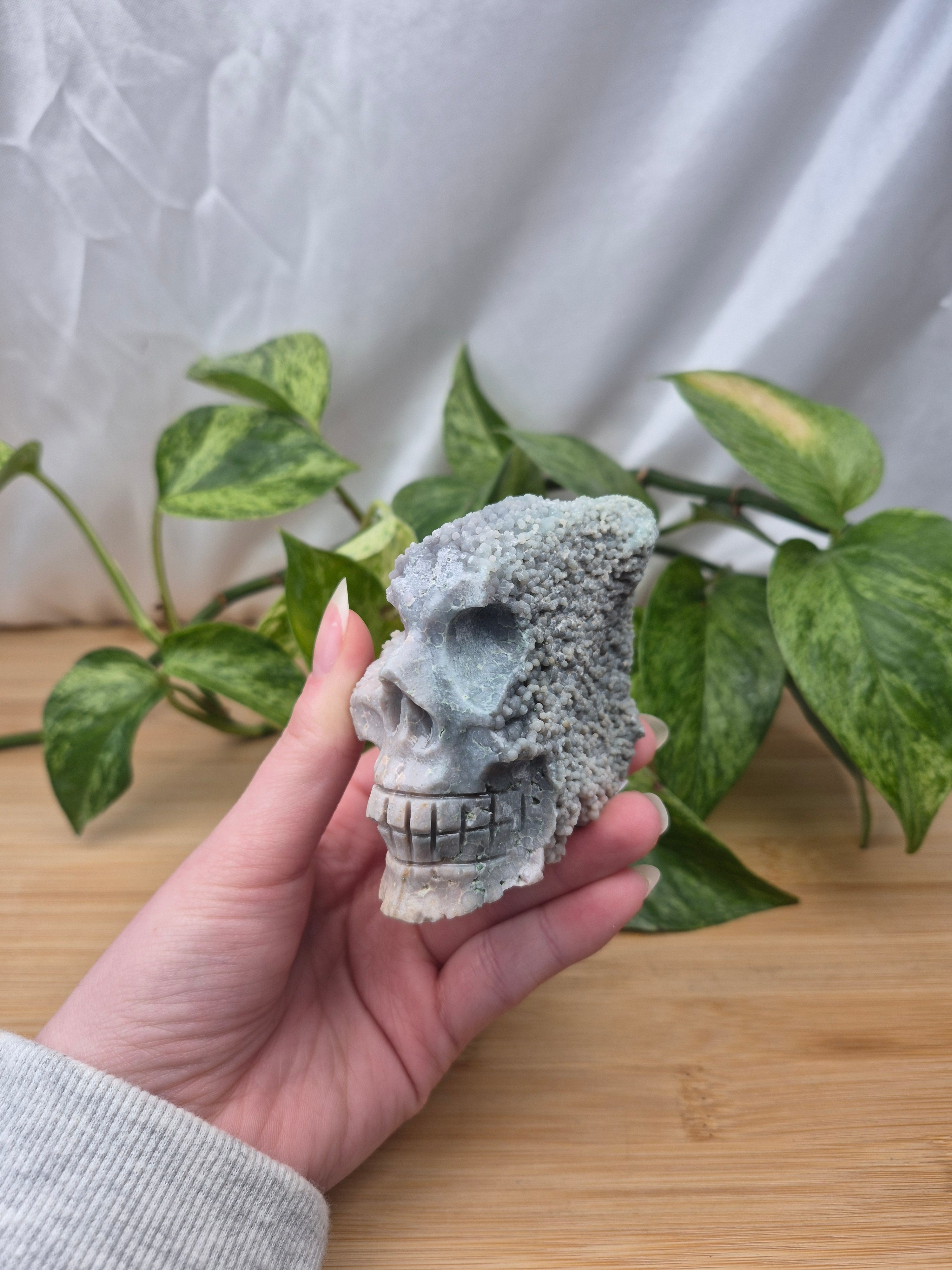 GRAPE AGATE SKULL