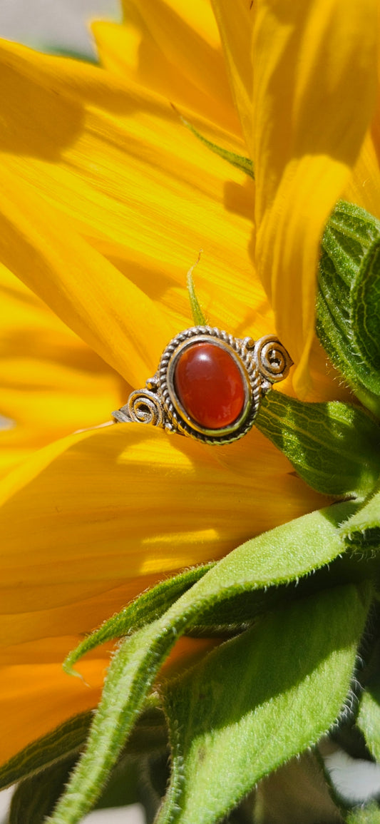 S7.25 CARNELIAN RING .925 STERLING SILVER