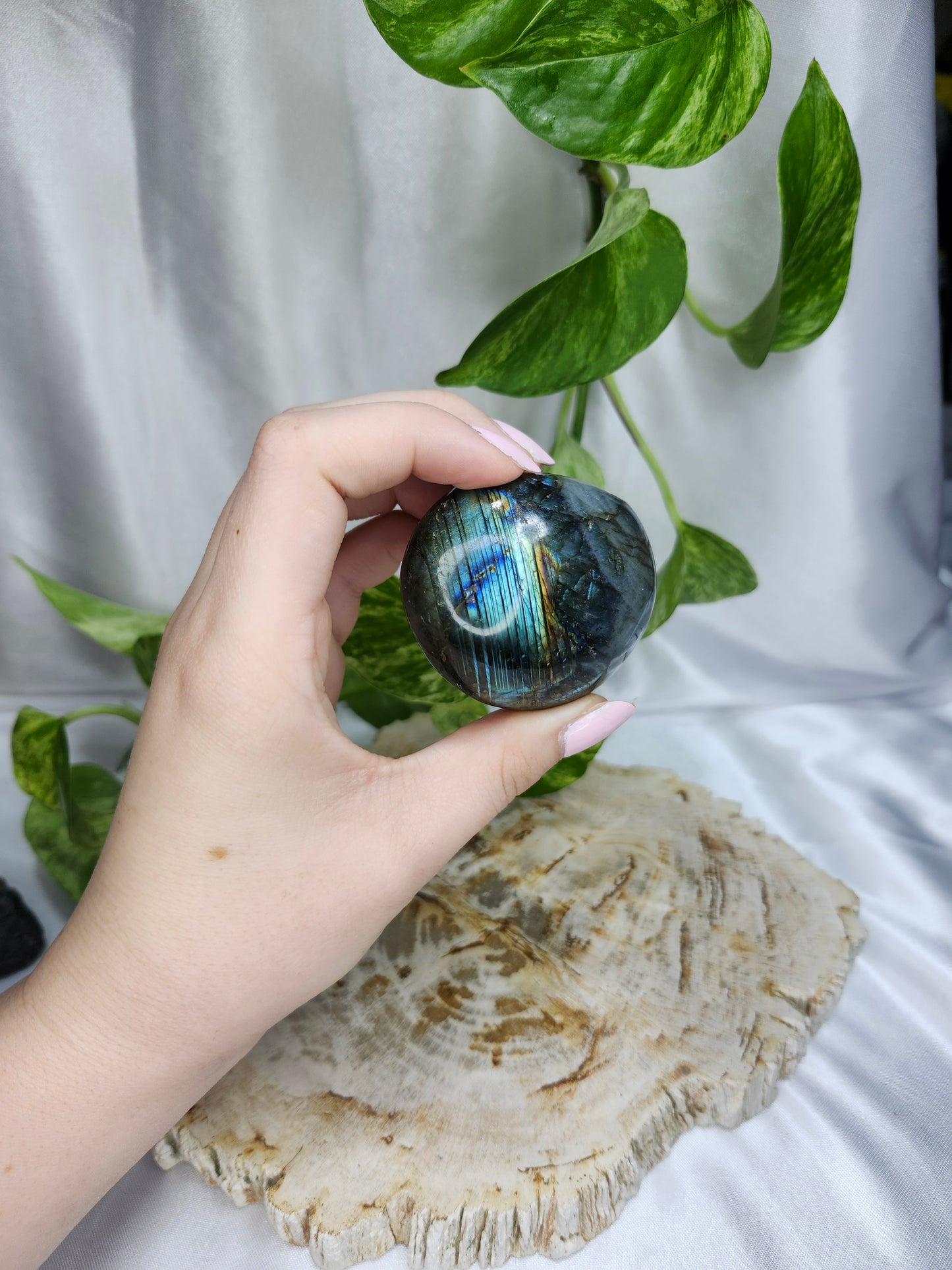 LABRADORITE PALM STONE