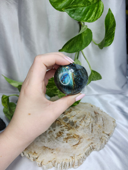 LABRADORITE PALM STONE
