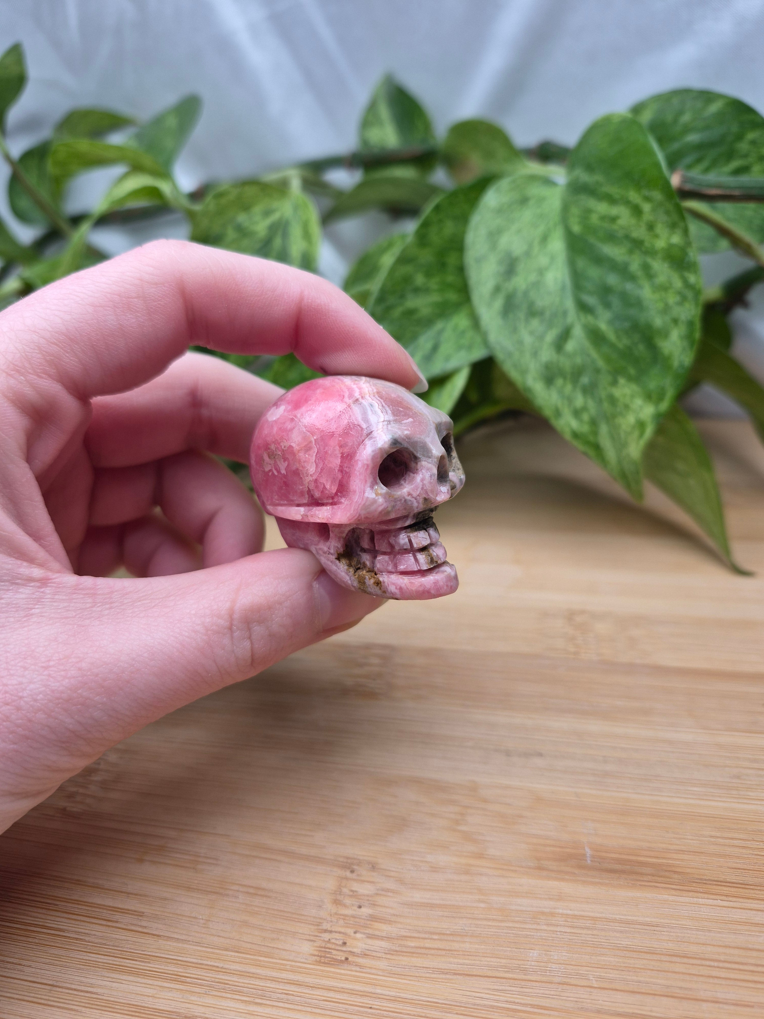 RHODOCHROSITE SKULL