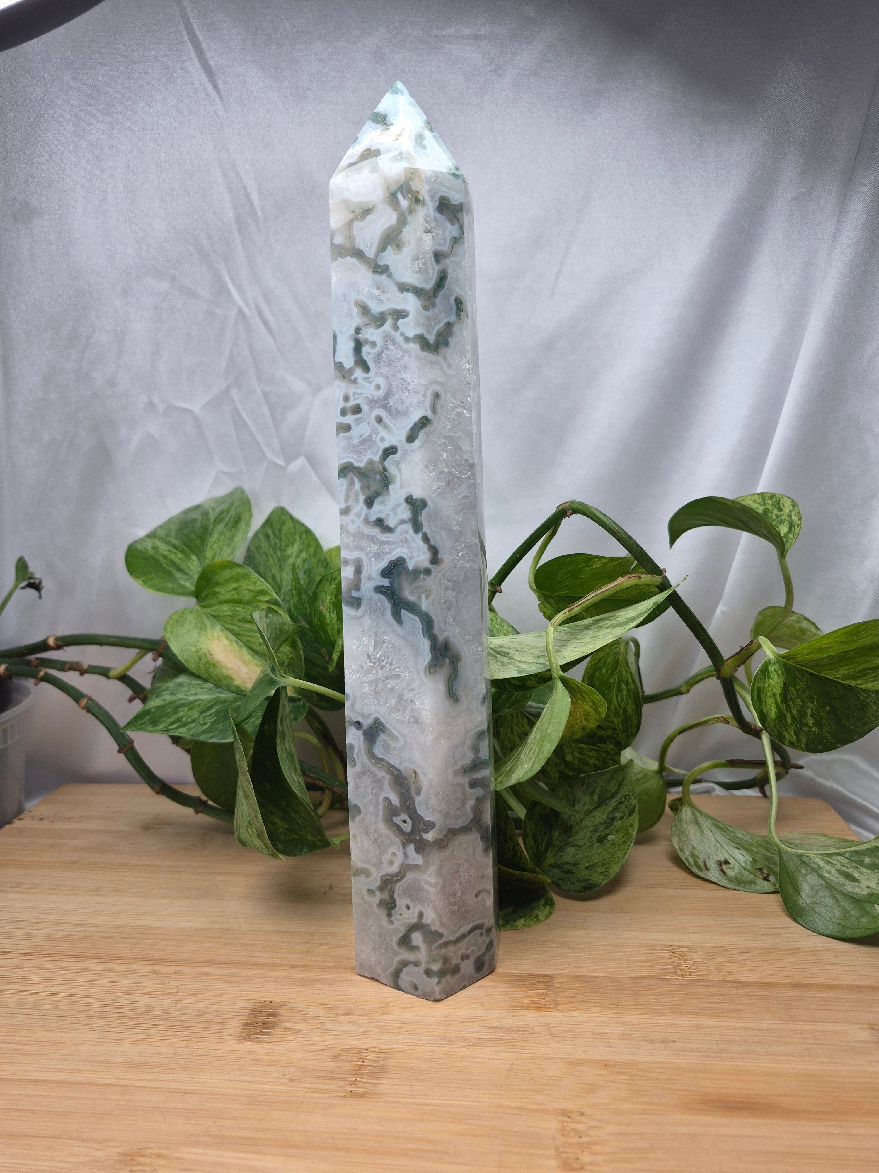 MOSS AGATE TOWER