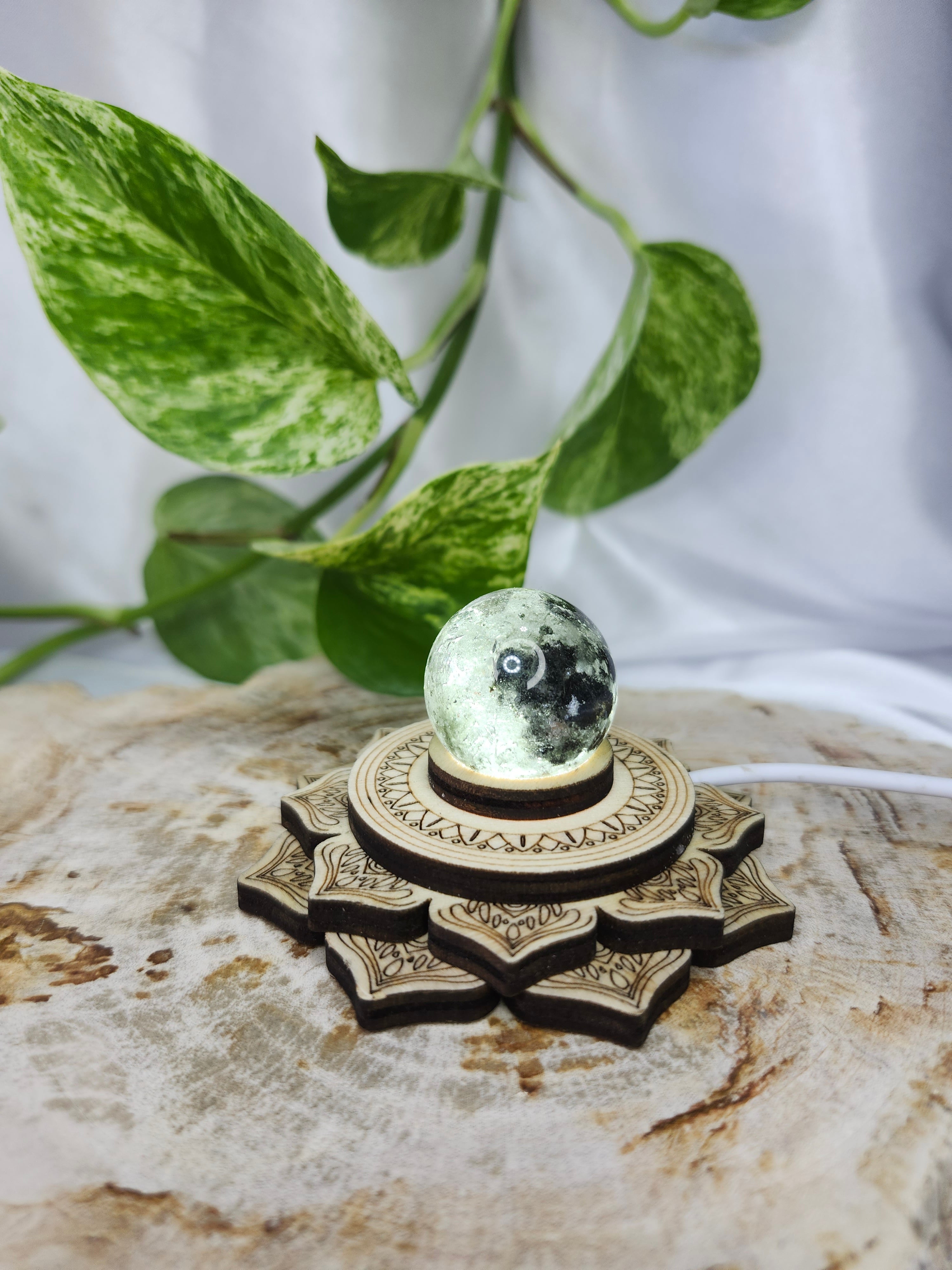 LIGHT BASE FLOWER - WHITE