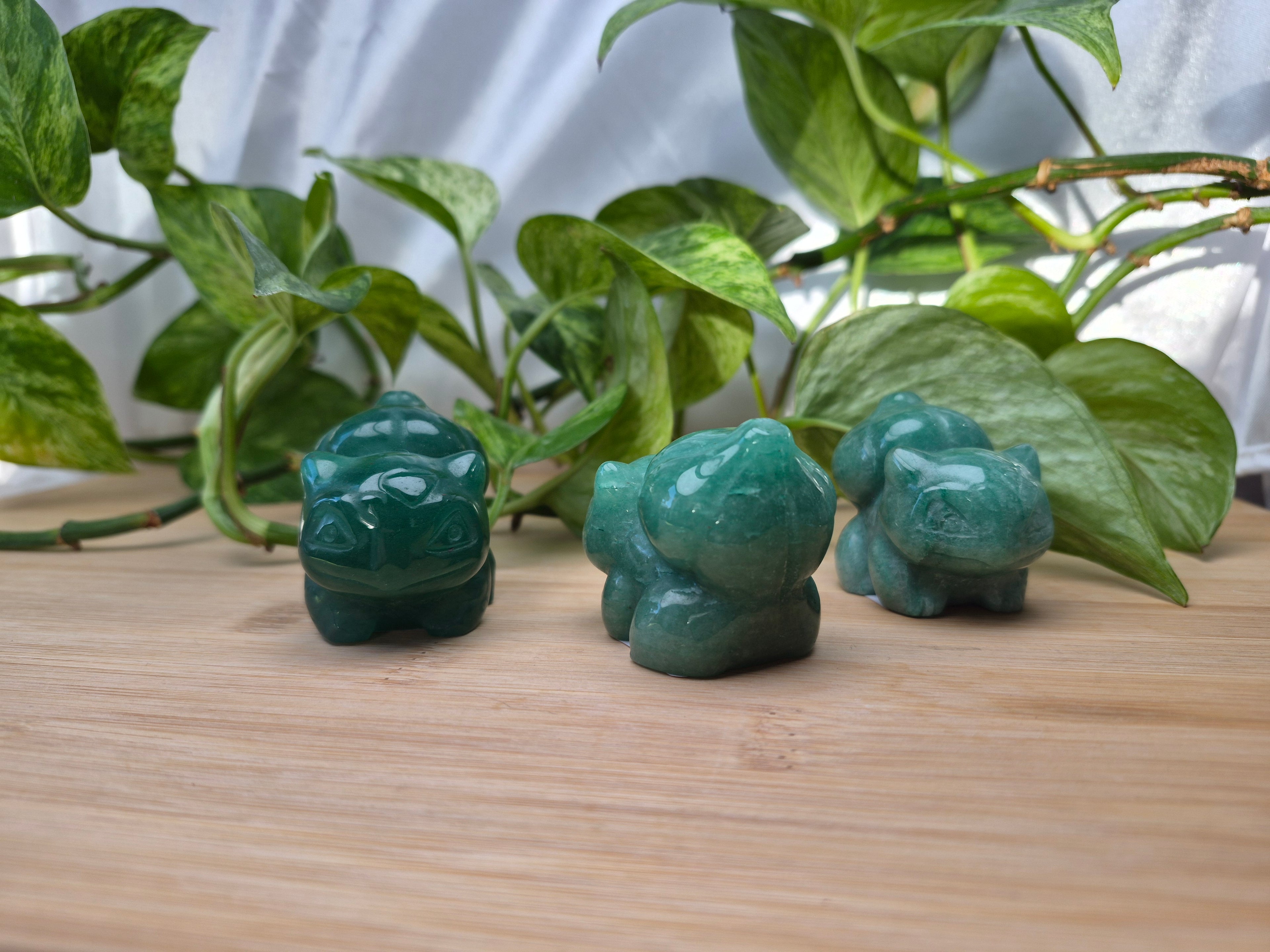GREEN AVENTURINE BULBASAUR LG