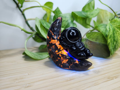 OBSIDIAN YOOPERLITE ASTRONAUT