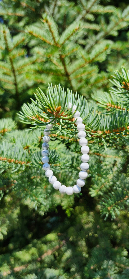 6mm HOWLITE BRACELET