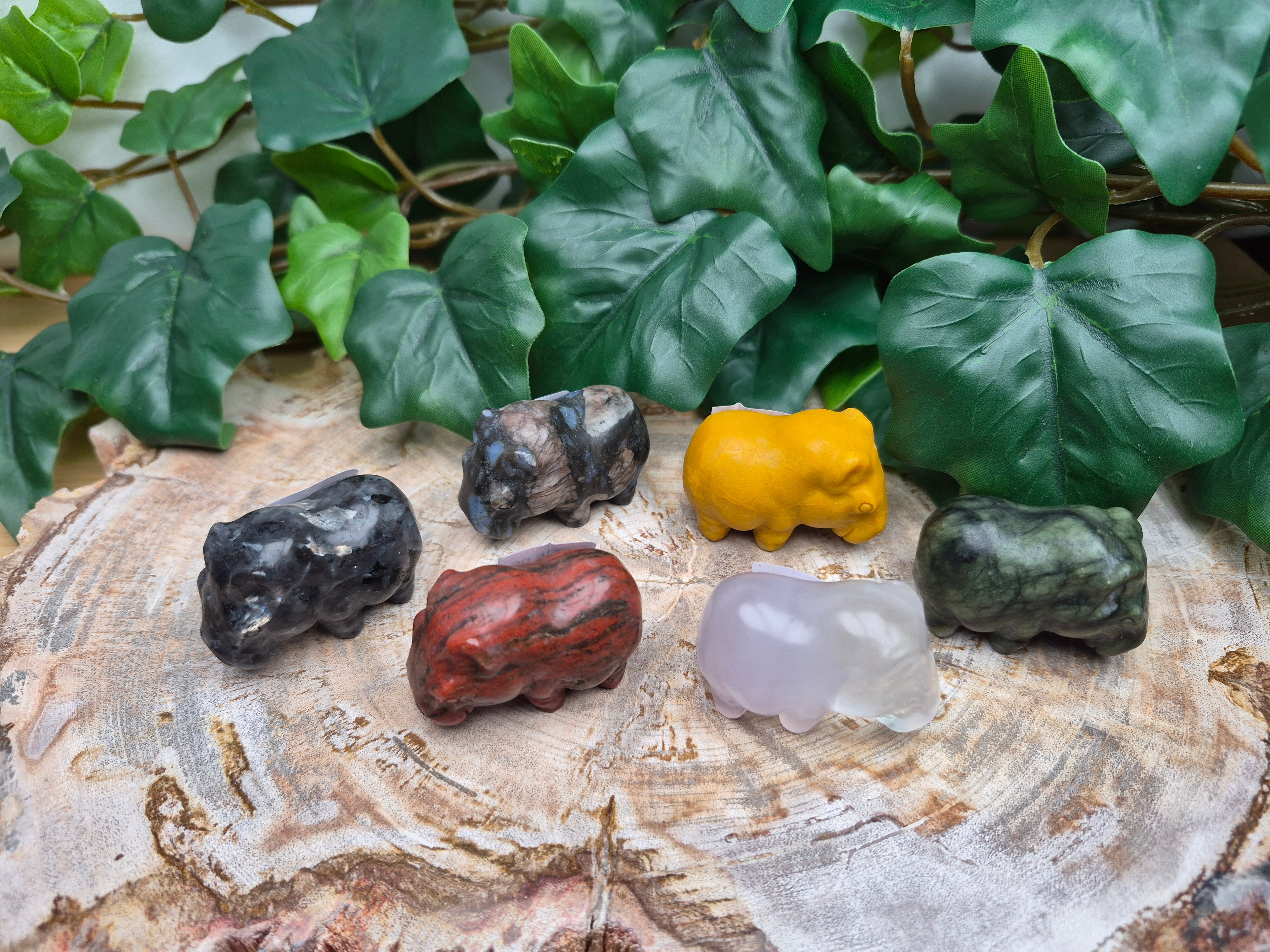 MIXED CRYSTAL HIPPO