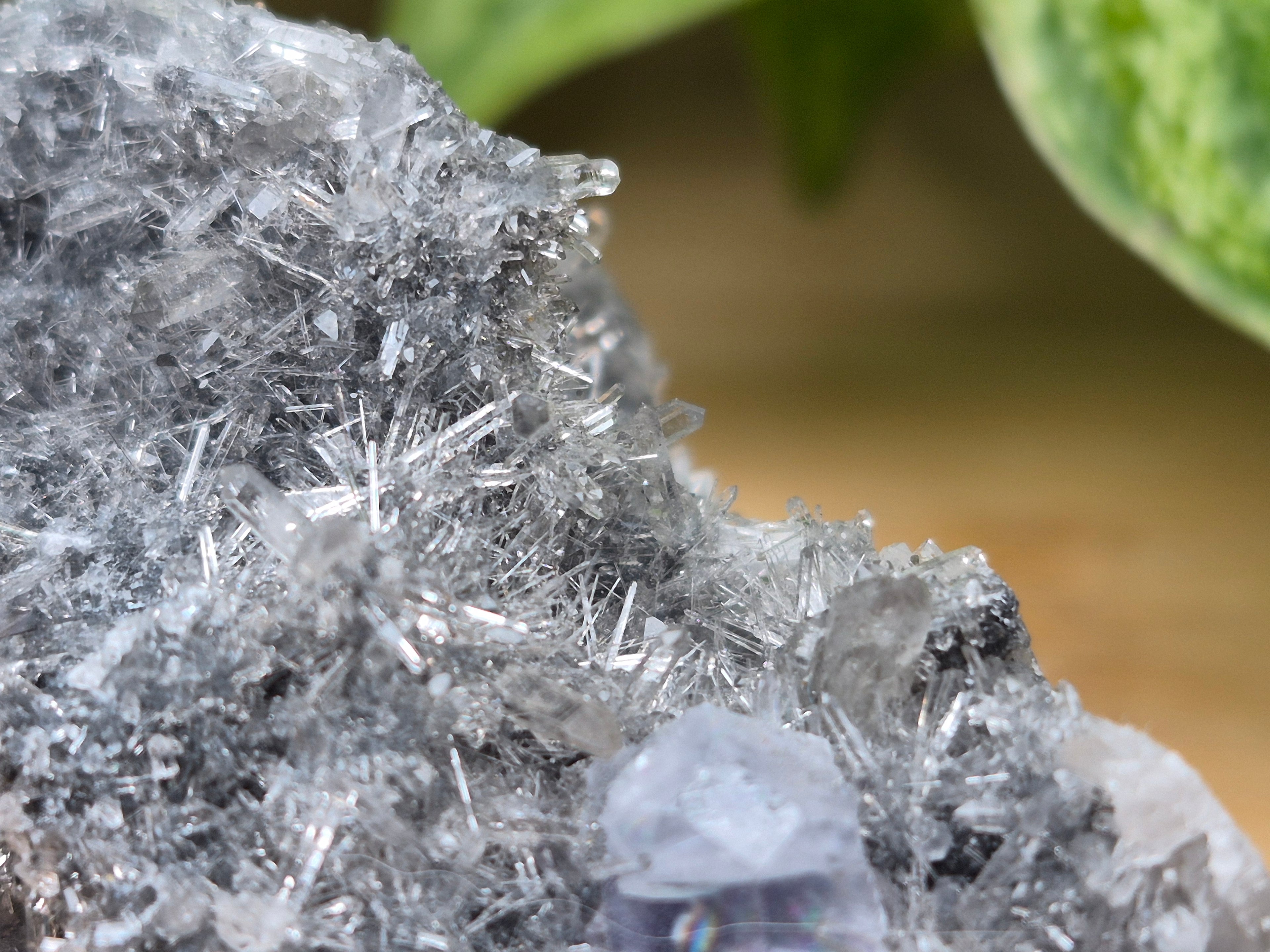 NEEDLE QUARTZ WITH FLUORITE CLUSTER