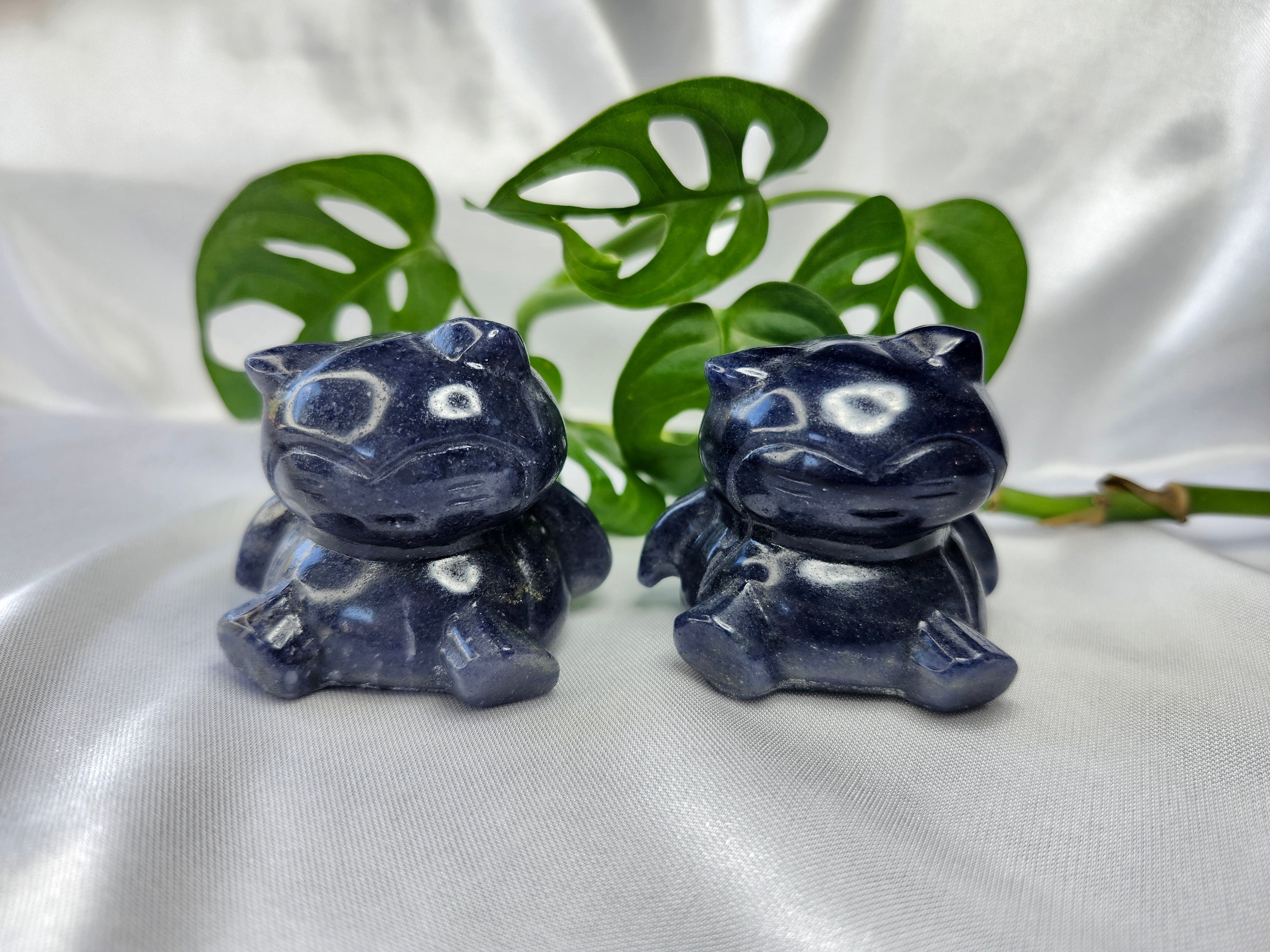 BLUE AVENTURINE SITTING SNORLAX