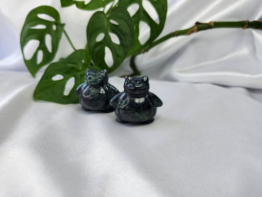 RUBY IN BLUE KYANITE SNORLAX