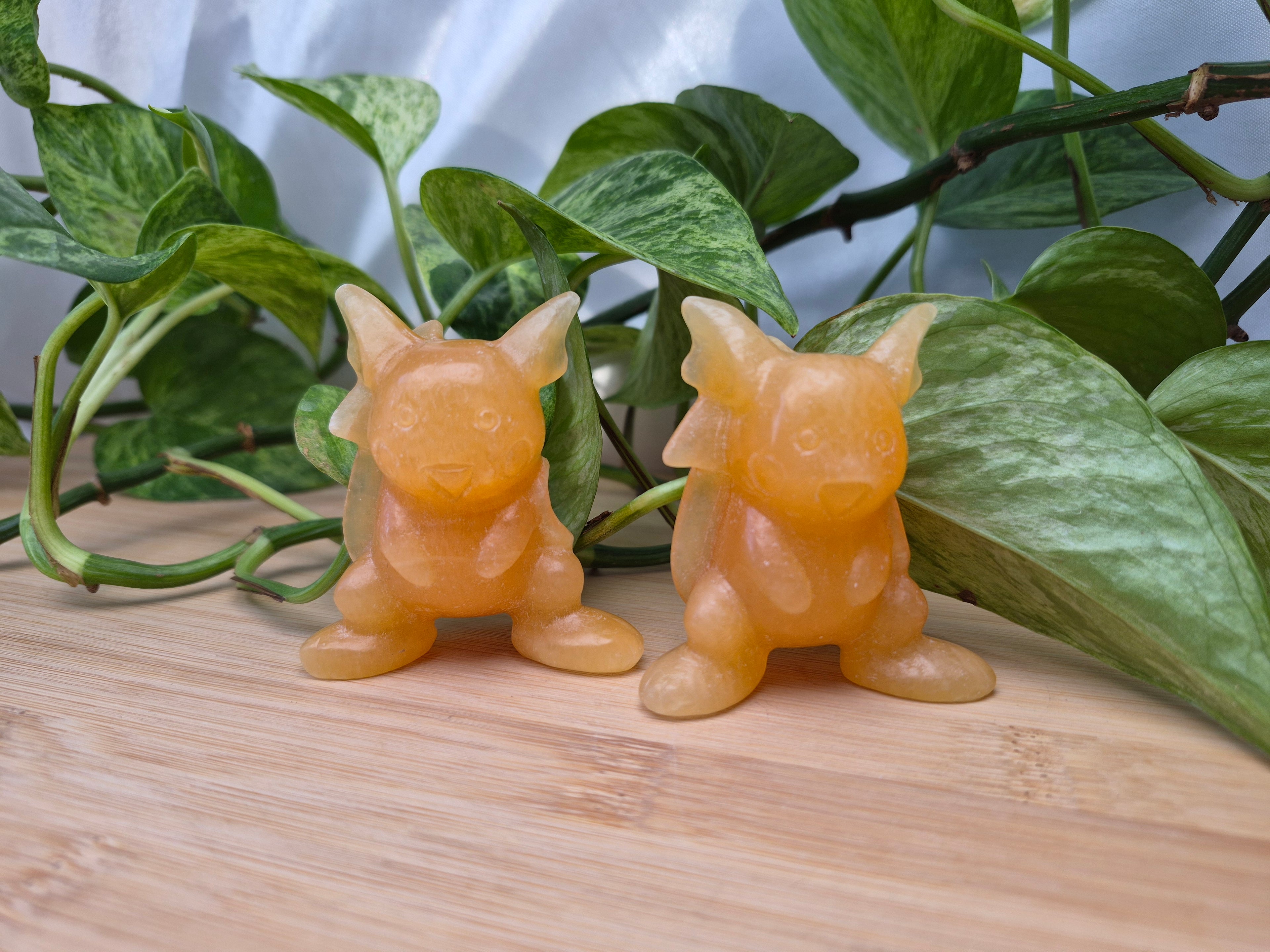 ORANGE CALCITE  RAICHU LG