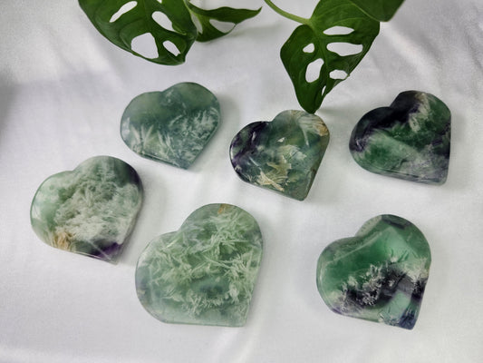 FEATHER FLUORITE HEART MD