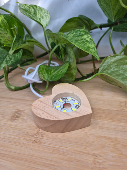 LIGHT BASE SMALL HEART - WHITE