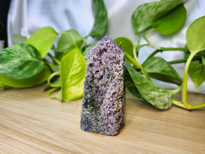 GRAPE AGATE TOWER