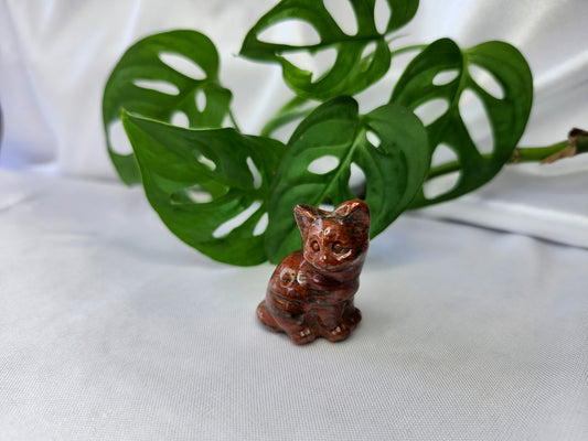RED JASPER SM SITTING CAT