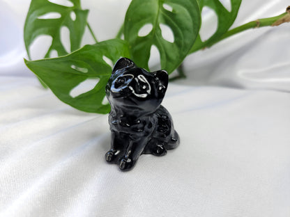 OBSIDIAN LG SITTING CAT