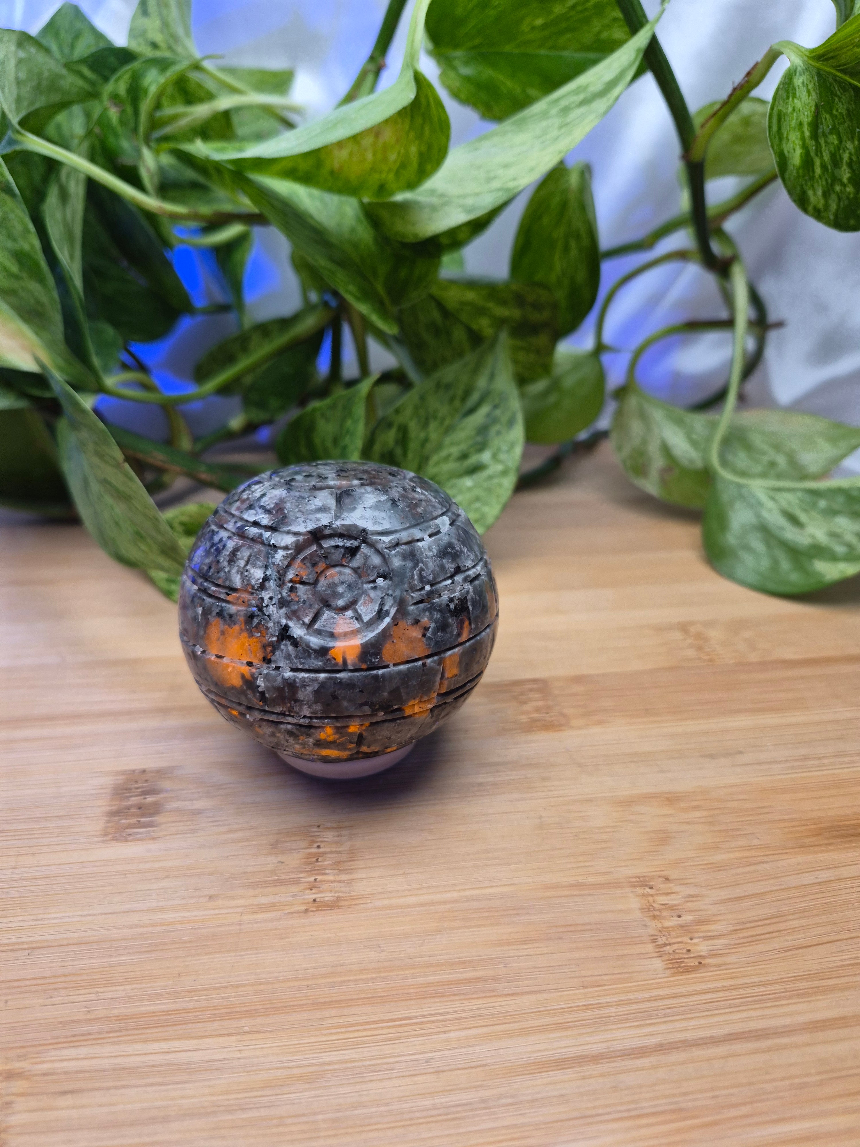 YOOPERLITE DEATH STAR LG