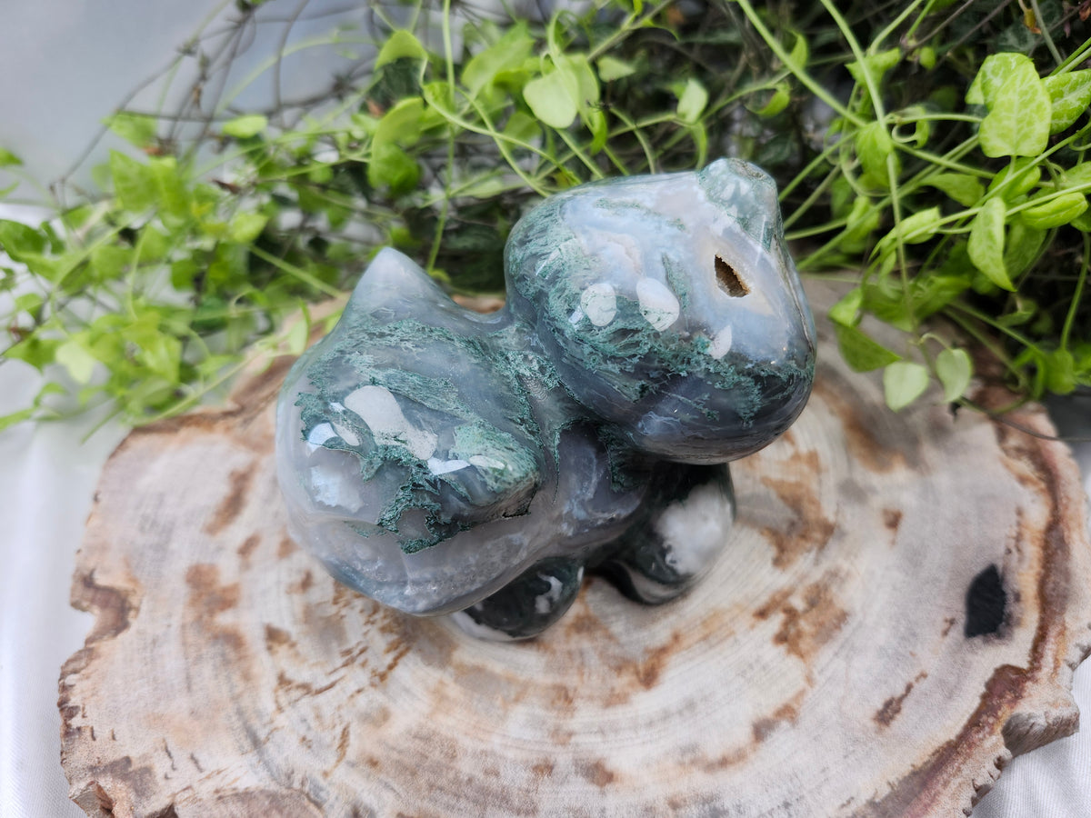 XL MOSS AGATE BULBASAUR