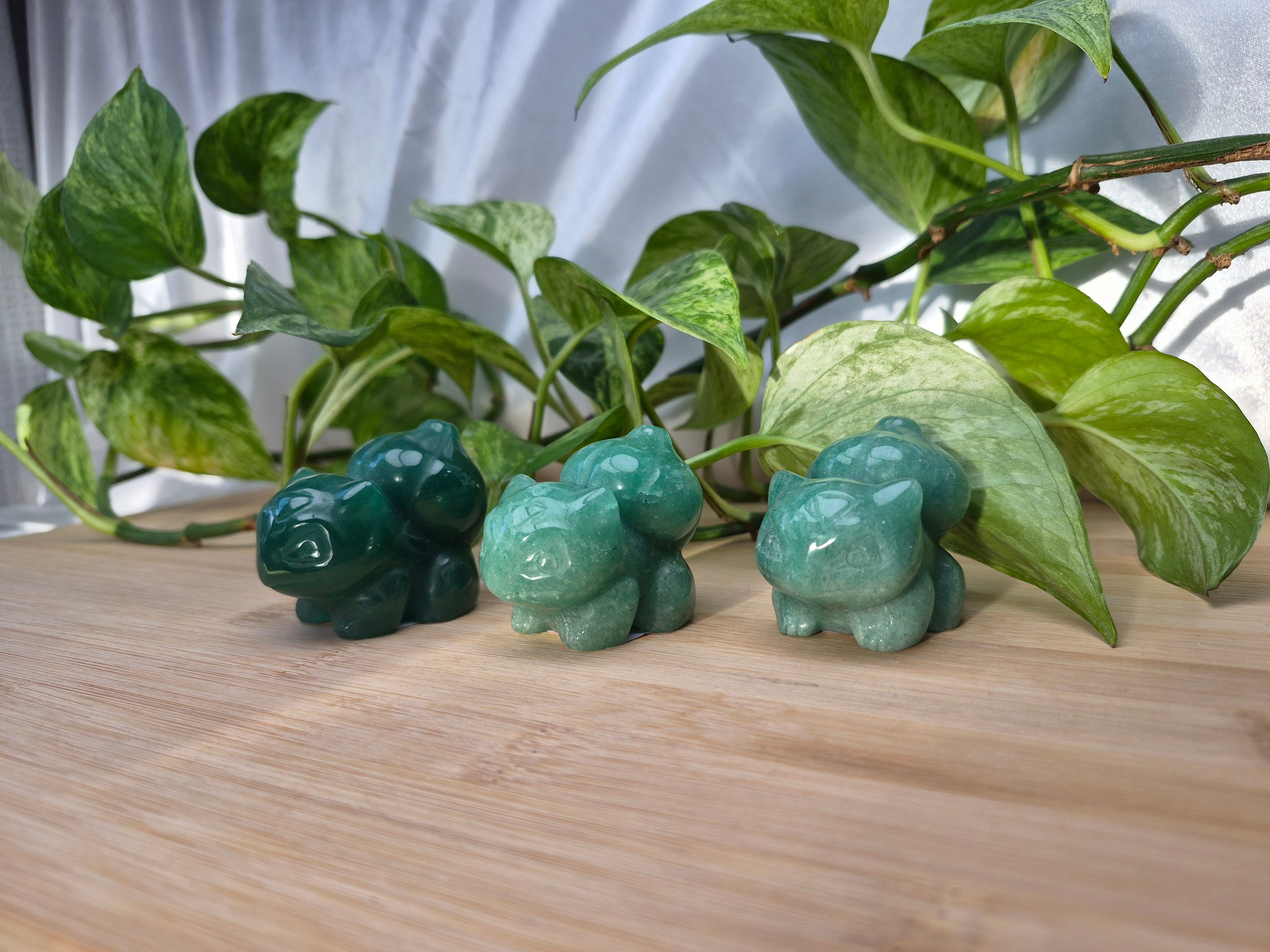 GREEN AVENTURINE BULBASAUR LG