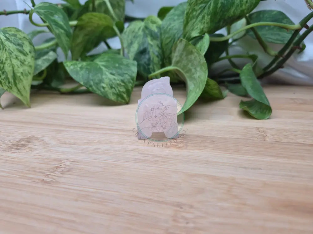 ROSE QUARTZ R2D2