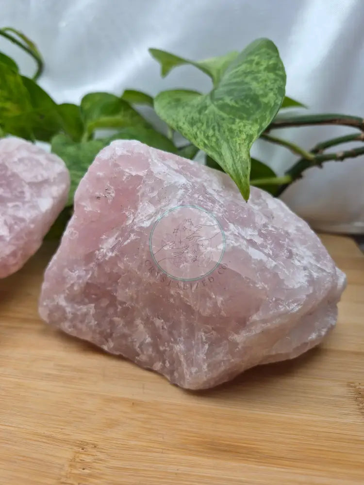 ROSE QUARTZ SM ROUGH CHUNK 1000g - 1400g