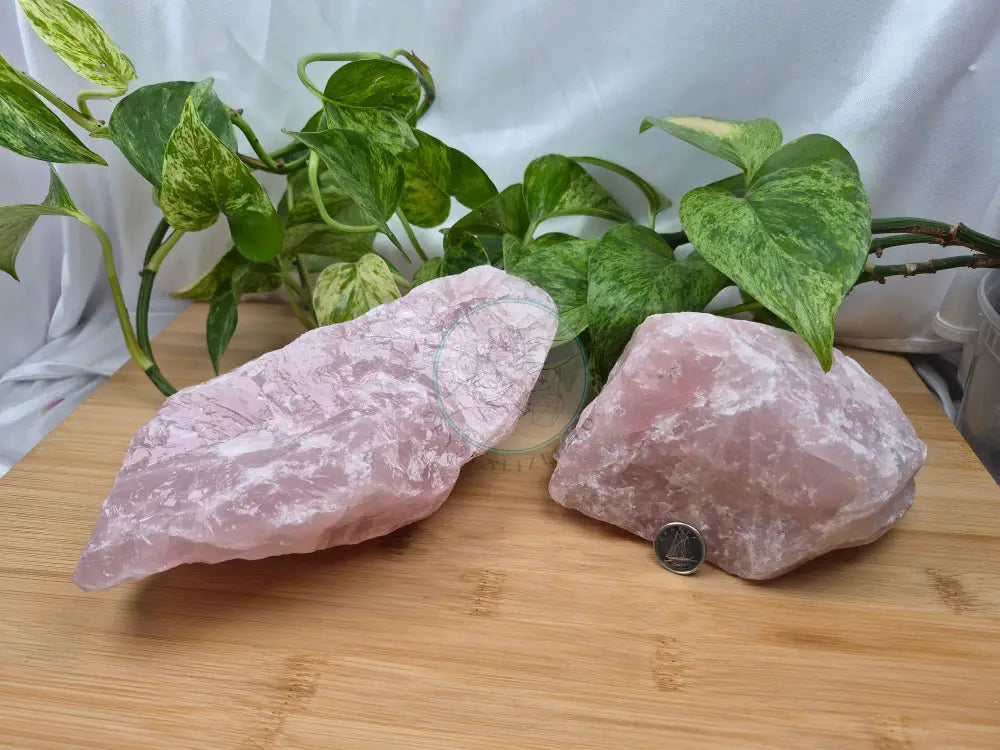 ROSE QUARTZ SM ROUGH CHUNK 1000g - 1400g