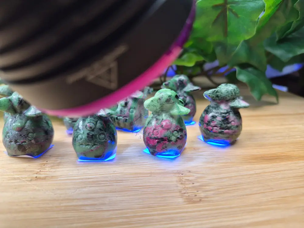 RUZY ZOISITE SMOLIV