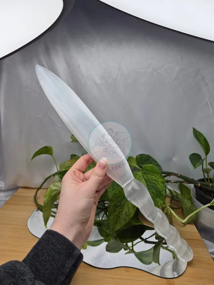 SELENITE XL DAGGER