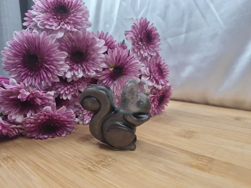 SILVER SHEEN OBSIDIAN SQUIRREL