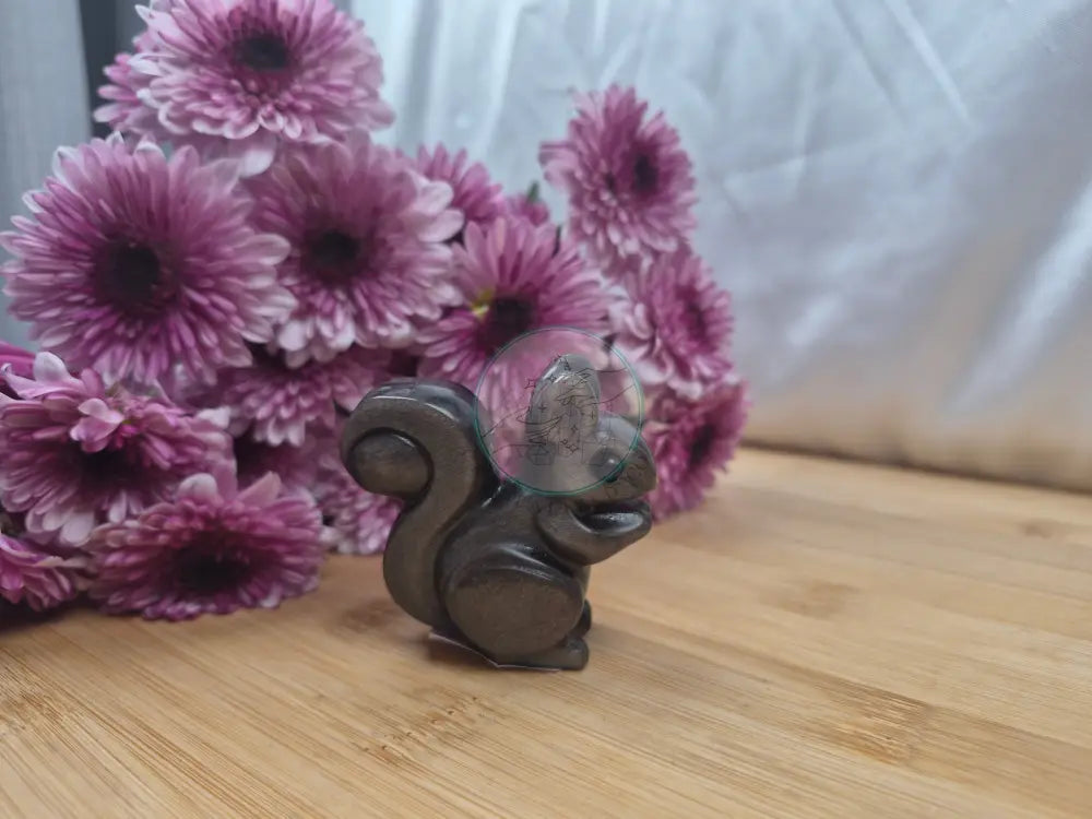 SILVER SHEEN OBSIDIAN SQUIRREL
