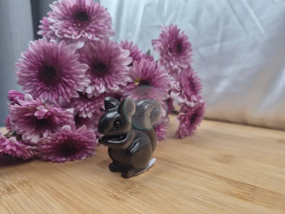 SILVER SHEEN OBSIDIAN SQUIRREL