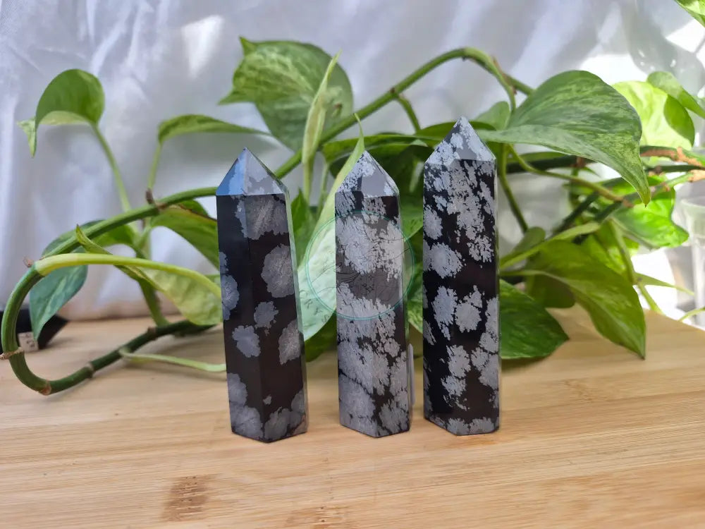 SNOWFLAKE OBSIDIAN TOWER