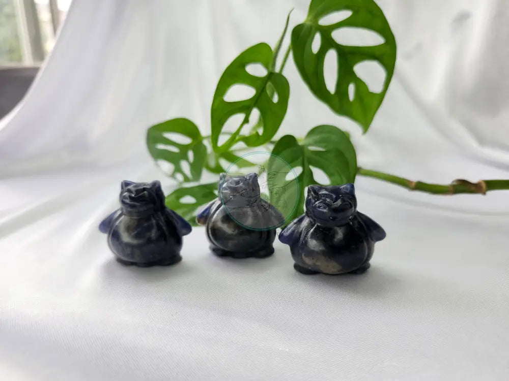 UV REACTIVE SODALITE SNORLAX