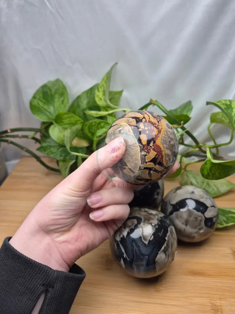 VOLCANO AGATE SPHERE