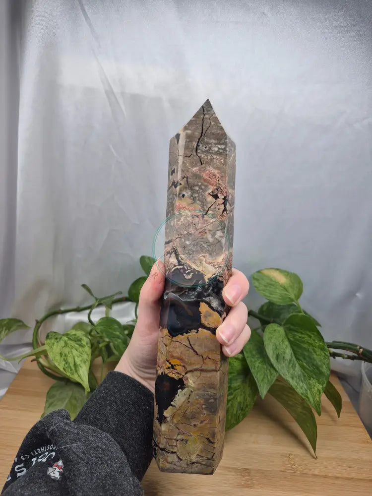 VOLCANO AGATE TOWER