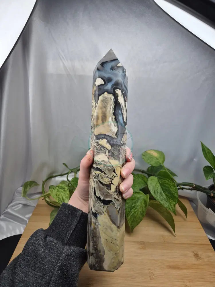 VOLCANO AGATE TOWER
