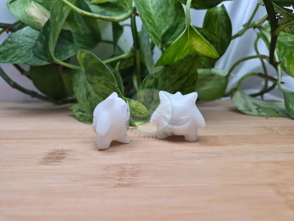 WHITE JADE GENGAR