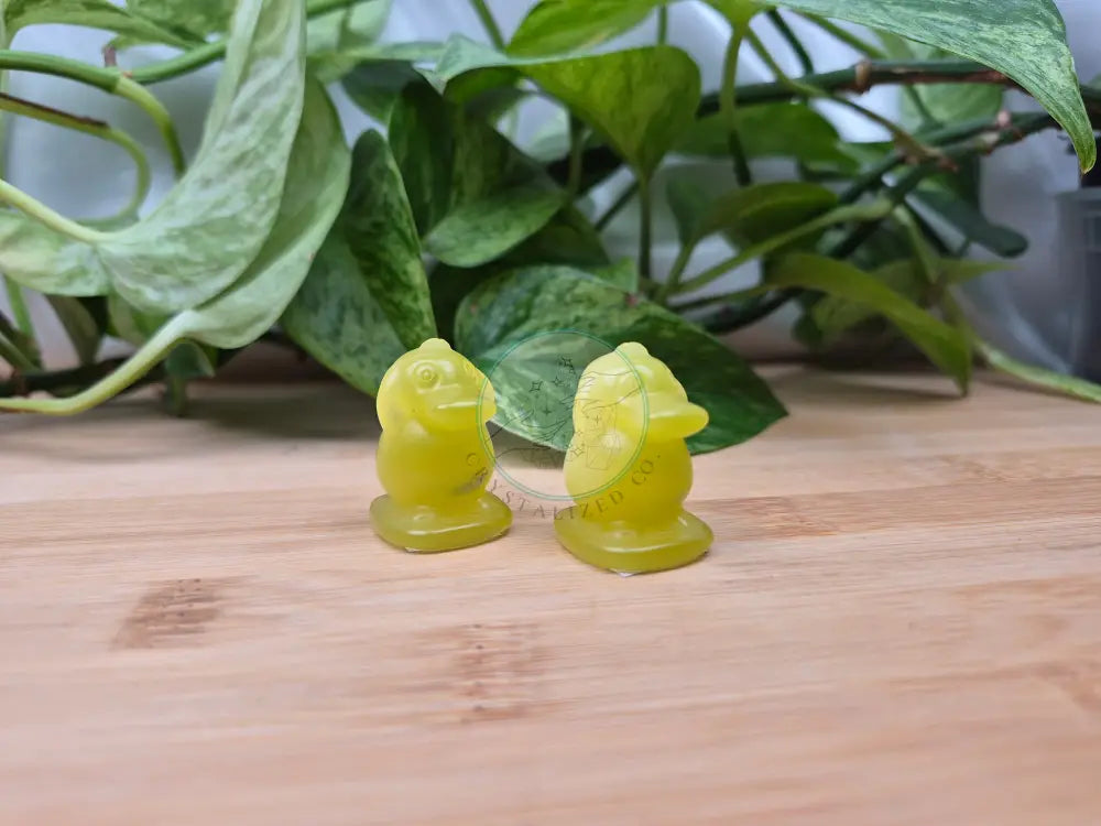 YELLOW CATS EYE PSYDUCK