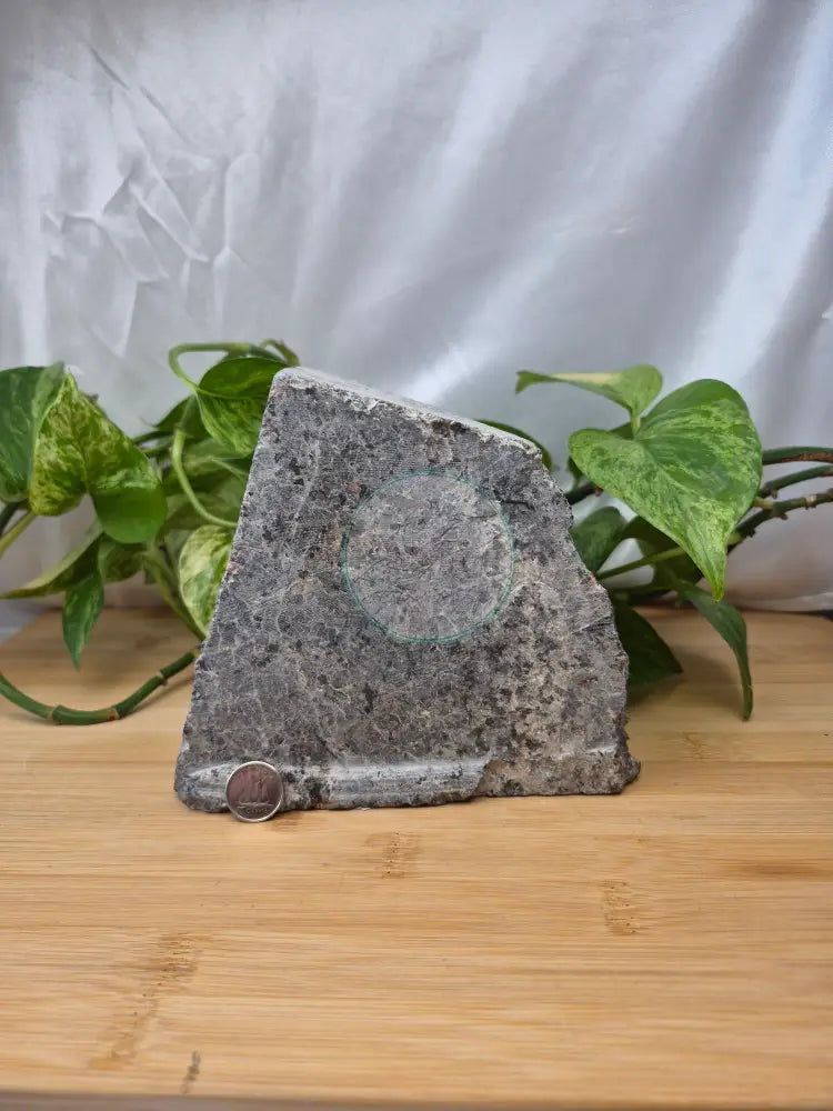 YOOPERLITE ROUGH CHUNK 1813g